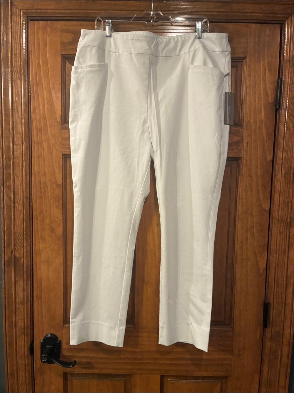 NWT 1X Soft Surroundings White Superla Pull On Straight Leg Crop Pants (ABBA)